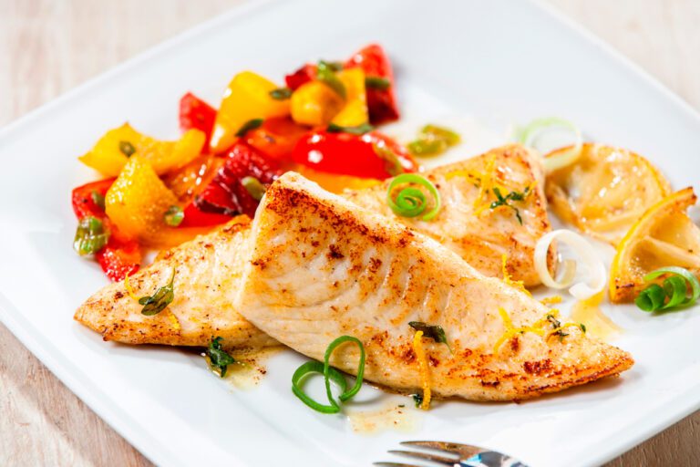 Se você é fã de frutos do mar, então vai adorar essa receita de Tilápia Grelhada com Limão e Ervas.